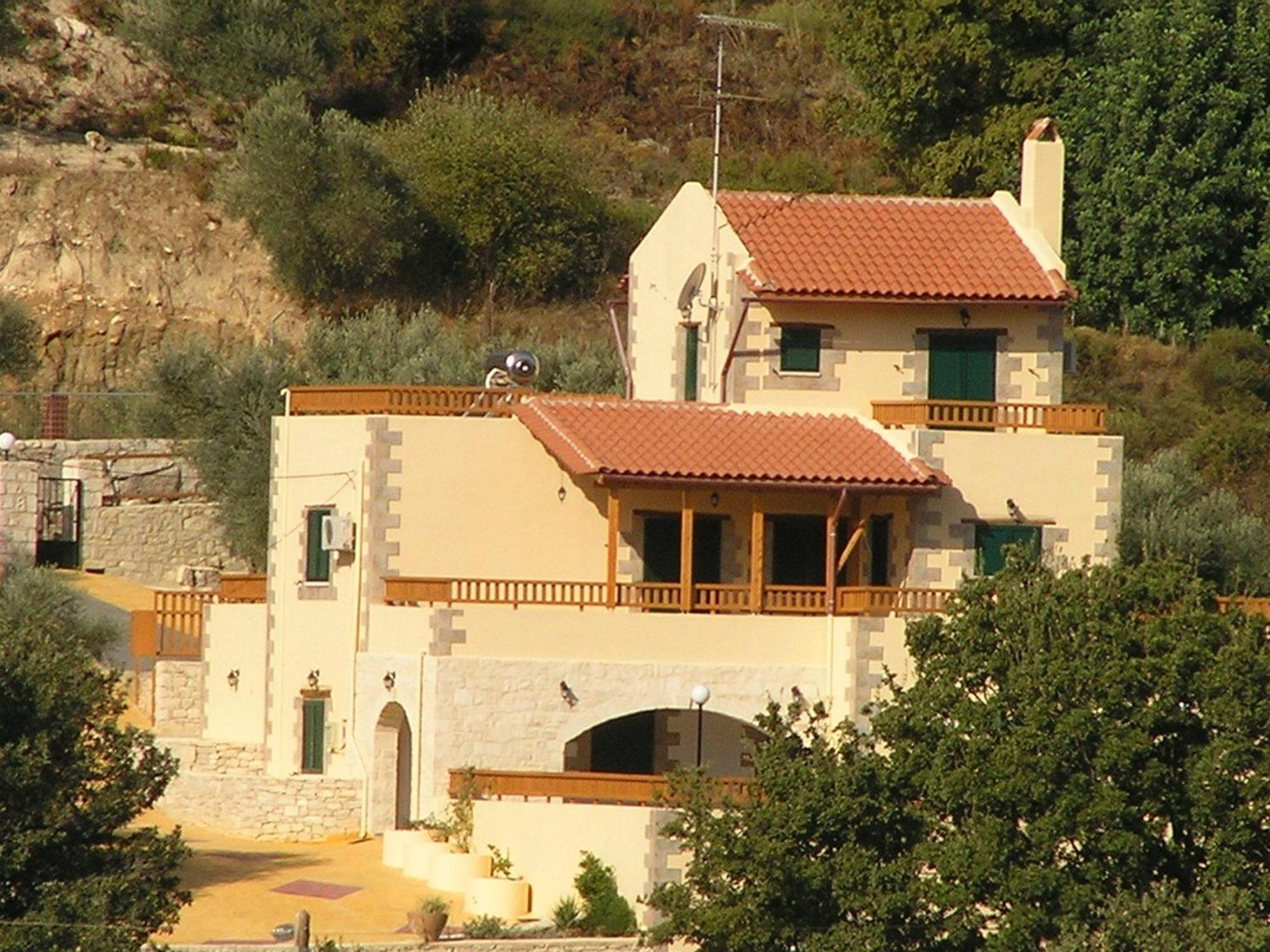 Stratos Villas Kaloniktis Ruang foto
