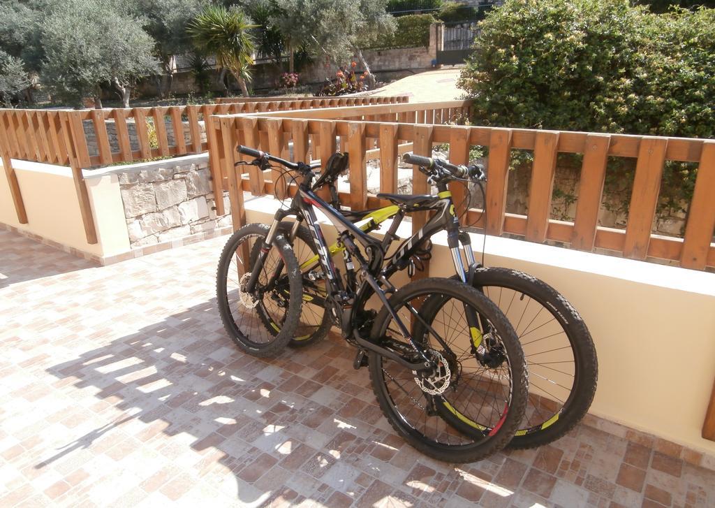 Stratos Villas Kaloniktis Bagian luar foto