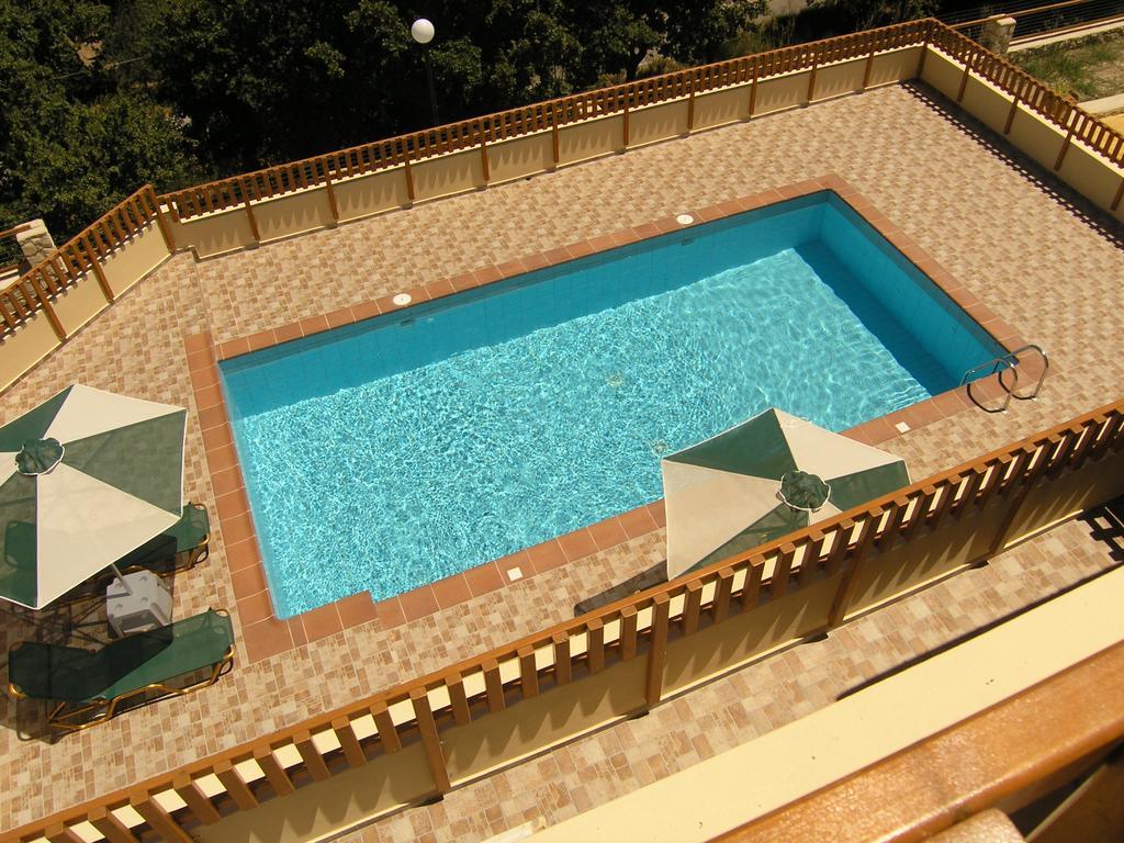 Stratos Villas Kaloniktis Bagian luar foto